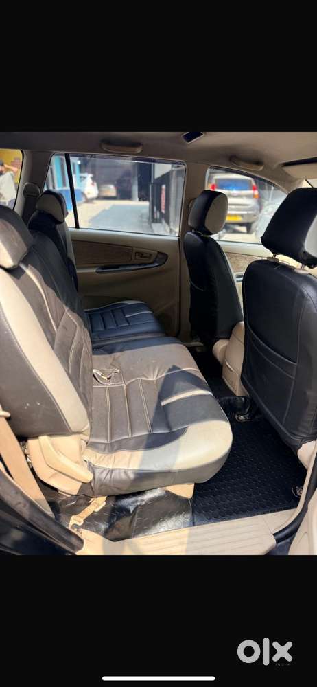 Toyota Innova 2.5 Gx 7 Str Bs-iii, 2007, Diesel