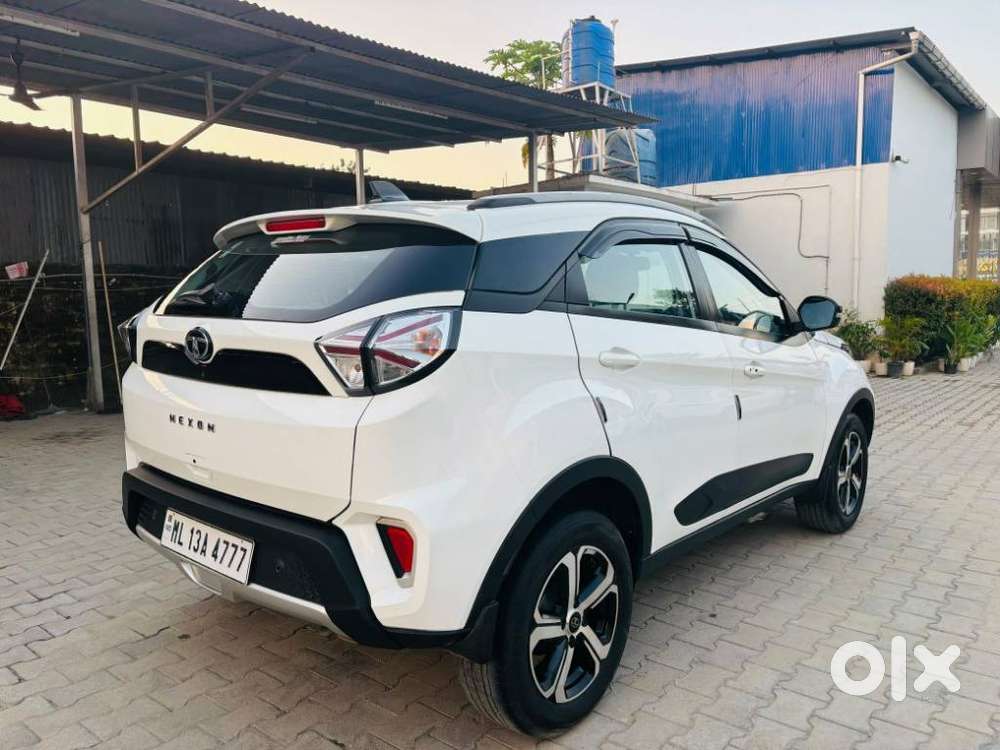 Tata Nexon 1.2 Revotron Xz Plus Premium, 2023, Petrol