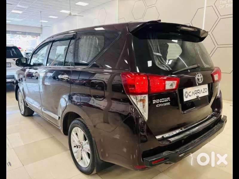 Toyota Innova Crysta 2.8 Zx At 7 Seater, 2020, Diesel