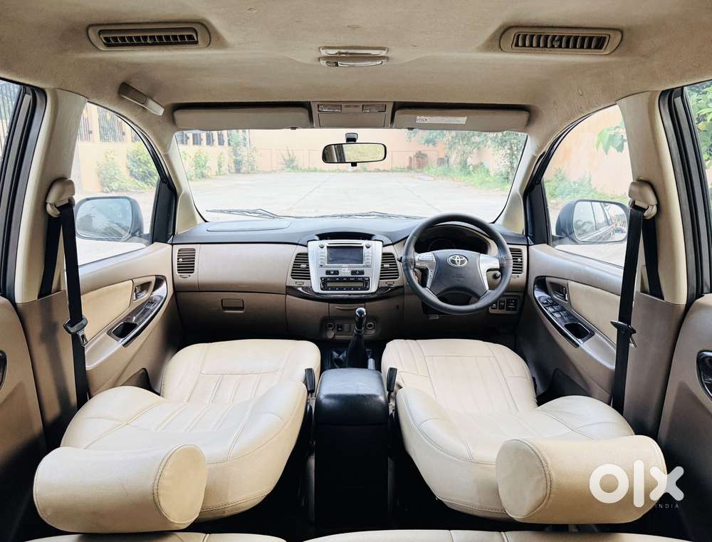 Toyota Innova 2.5 Vx 8 Str, 2015, Diesel