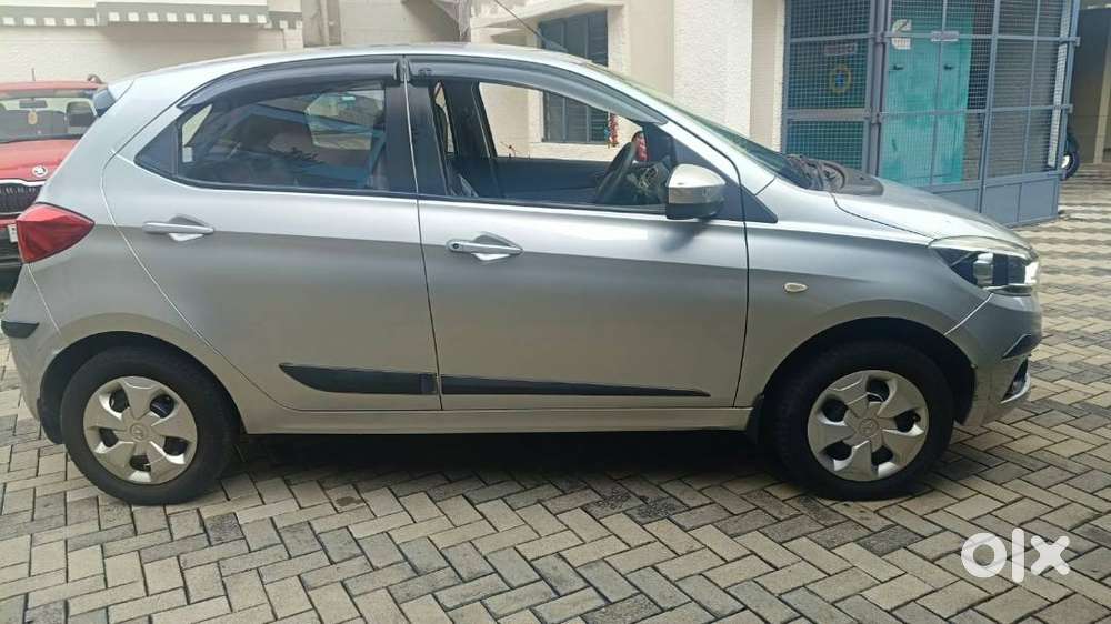 Tata Tiago 2016 Petrol
