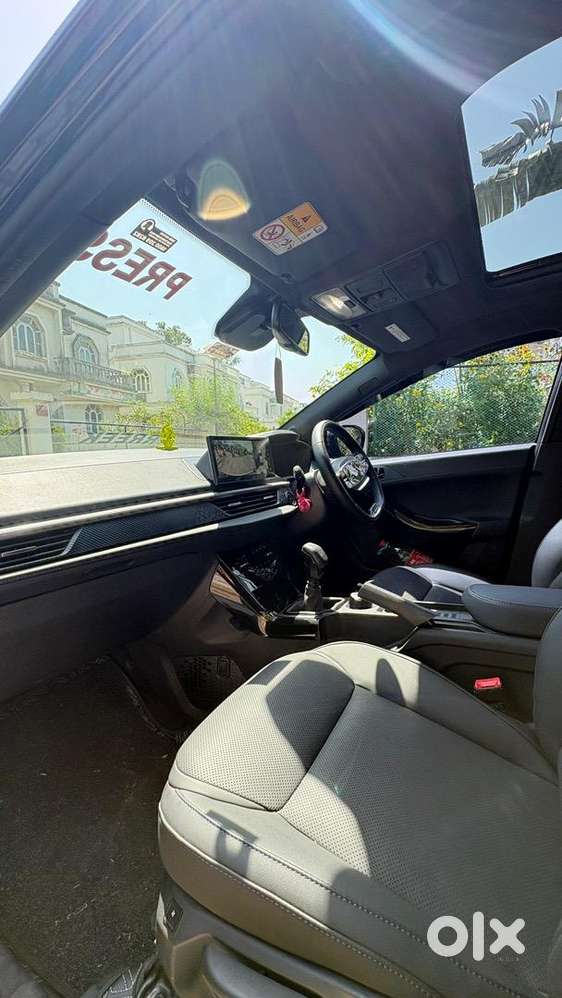 Tata Nexon 2025 Diesel 6700 Km Driven