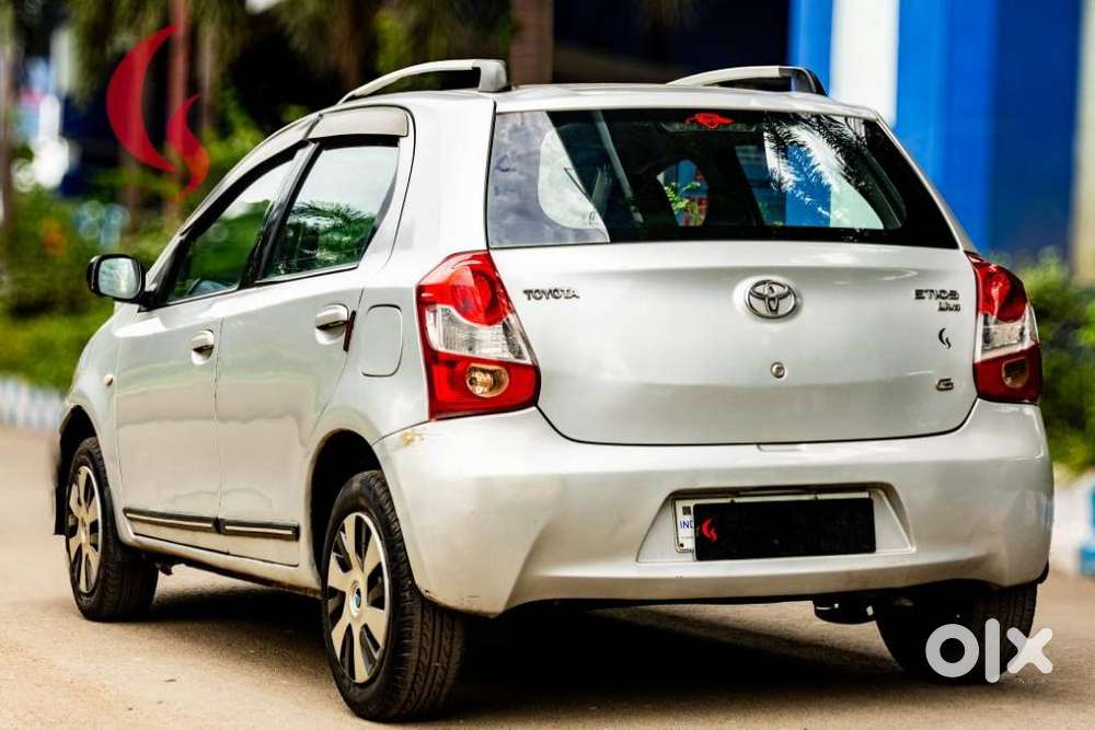 Toyota Etios Liva G, 2011, Petrol