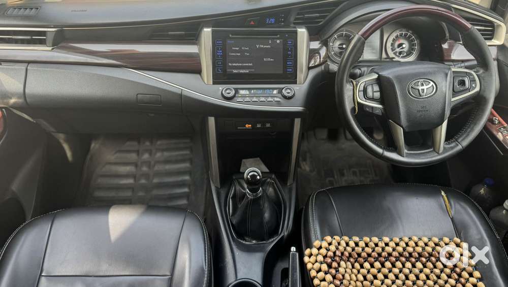 Toyota Innova Crysta 2.4 Vx Mt 8s, 2016, Diesel