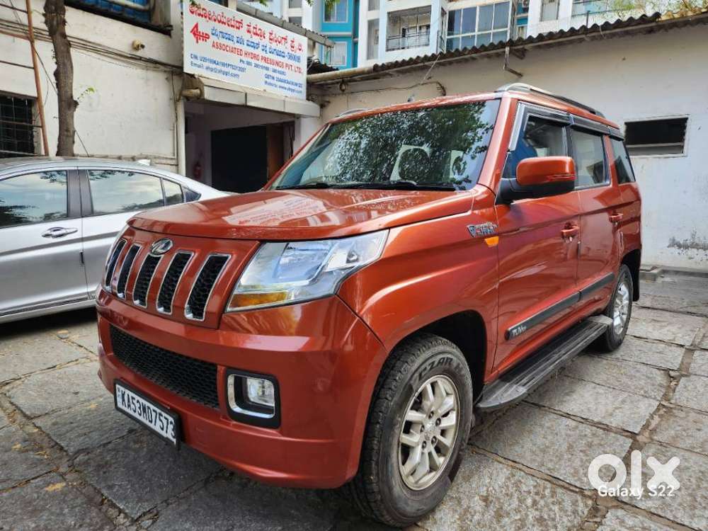 Mahindra Tuv 300 T8 Amt (automatic), 2016, Diesel