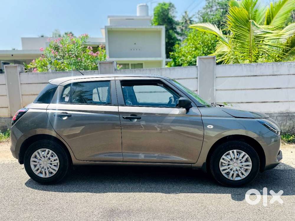 Maruti Suzuki Swift 2026 Petrol 700 Km Driven