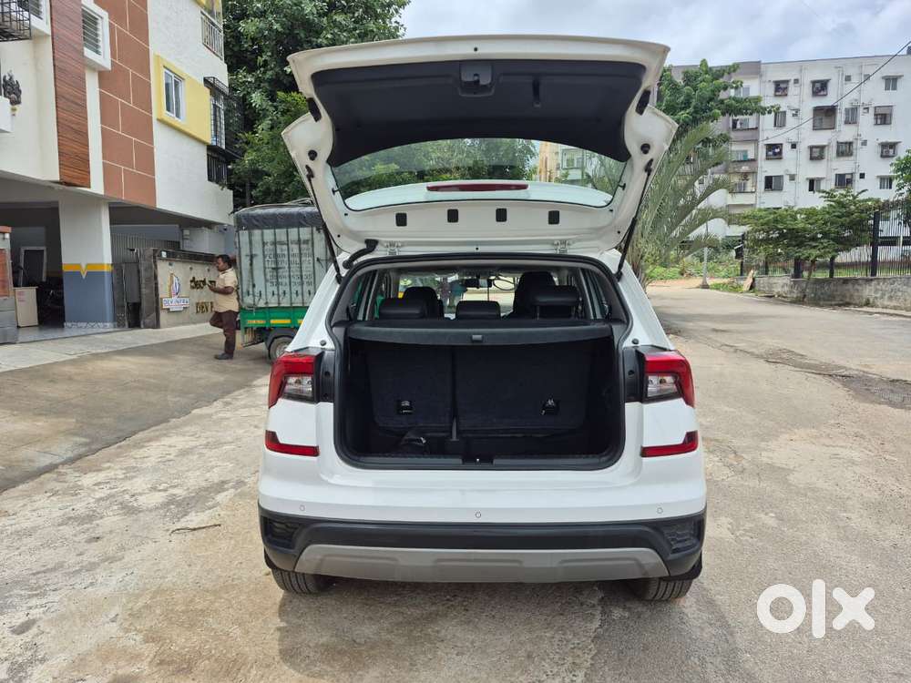 Skoda Kushaq Ambition 1.5l Tsi Mt, 2023, Petrol