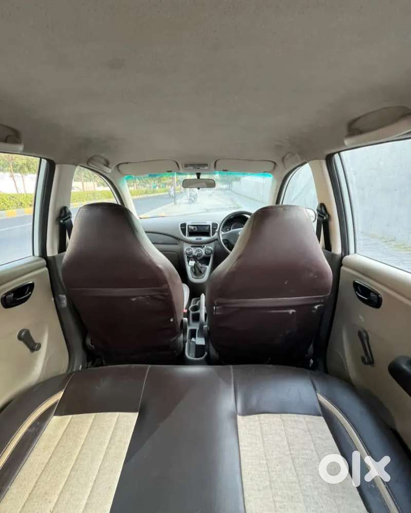 Hyundai I10 2013 Era Petrol + Cng 2nd Owner