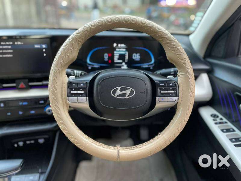 Hyundai Verna 1.5 Sx Ivt, 2023, Petrol
