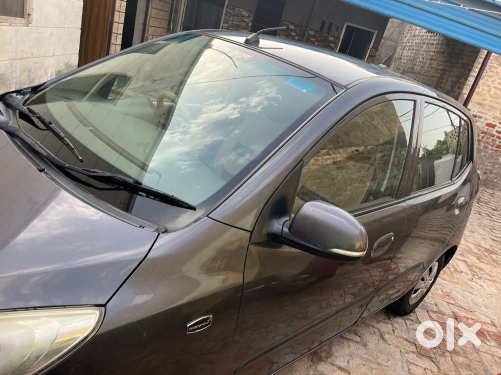 Hyundai I10 2012 Petrol 80000 Km Driven