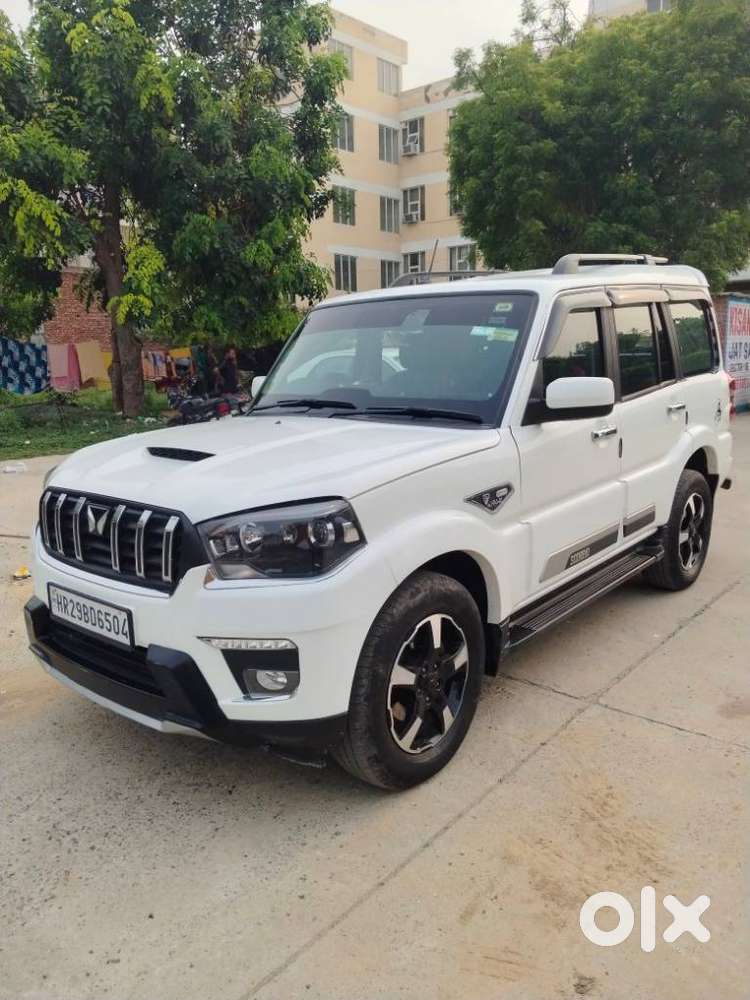 Mahindra Scorpio Classic 2.2 S 11 Mt 7 Str, 2024, Diesel
