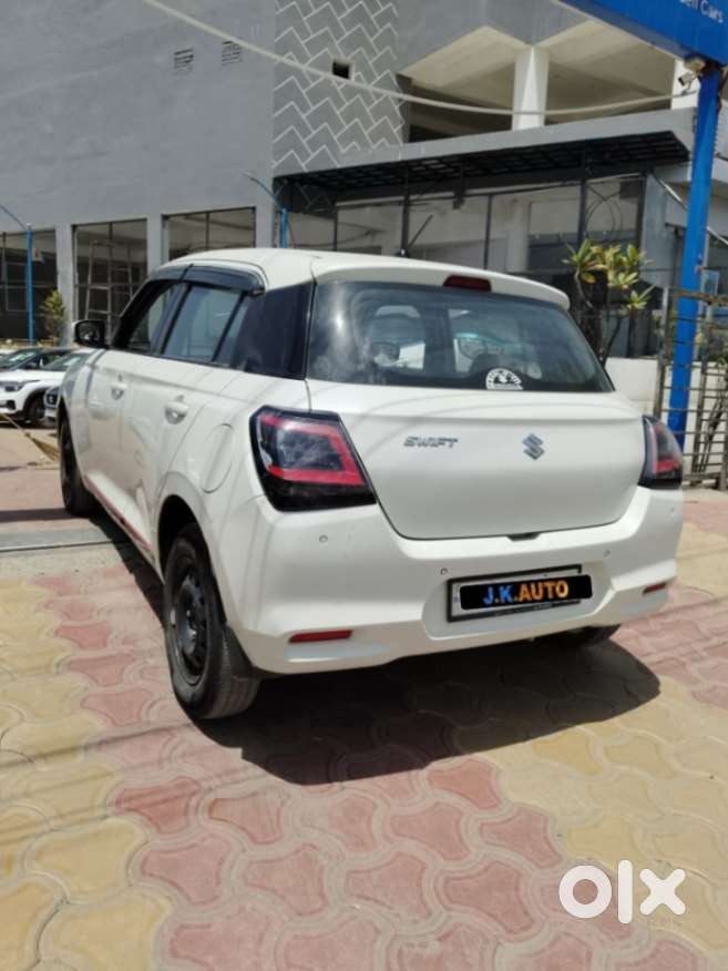 Maruti Suzuki Swift 1.2 Vxi (o), 2024, Petrol