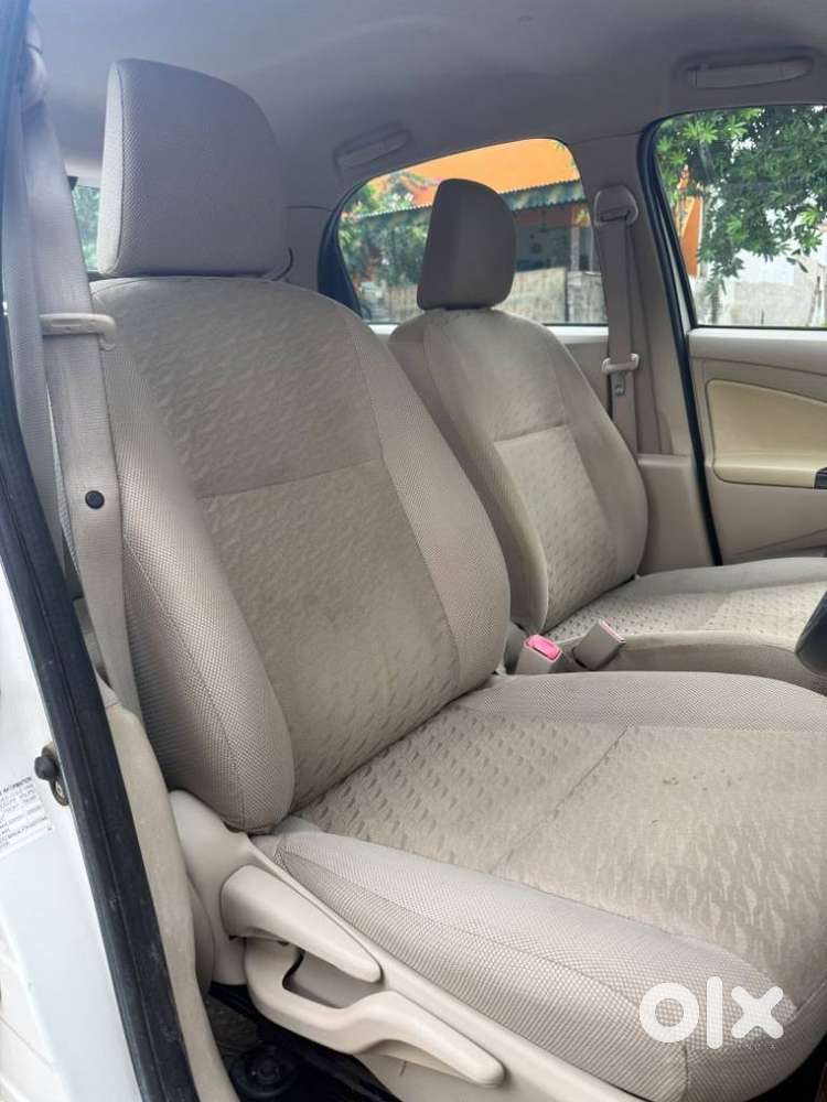 Toyota Platinum Etios 1.5 Vx, 2016, Petrol