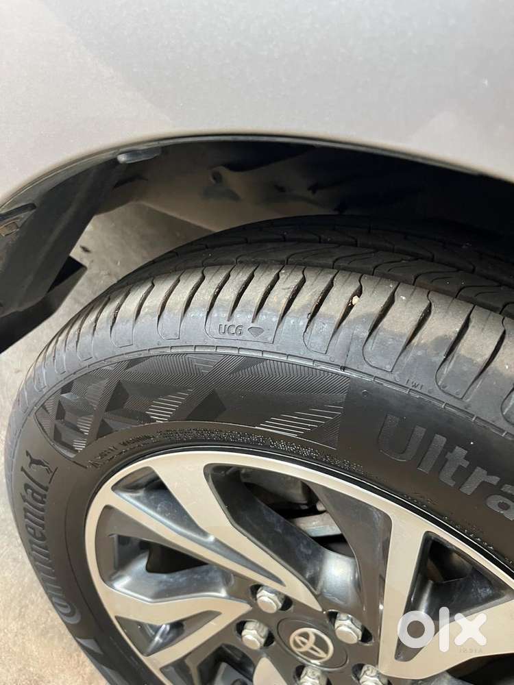 Toyota Innova Crysta 2022 Diesel 42000 Km Driven