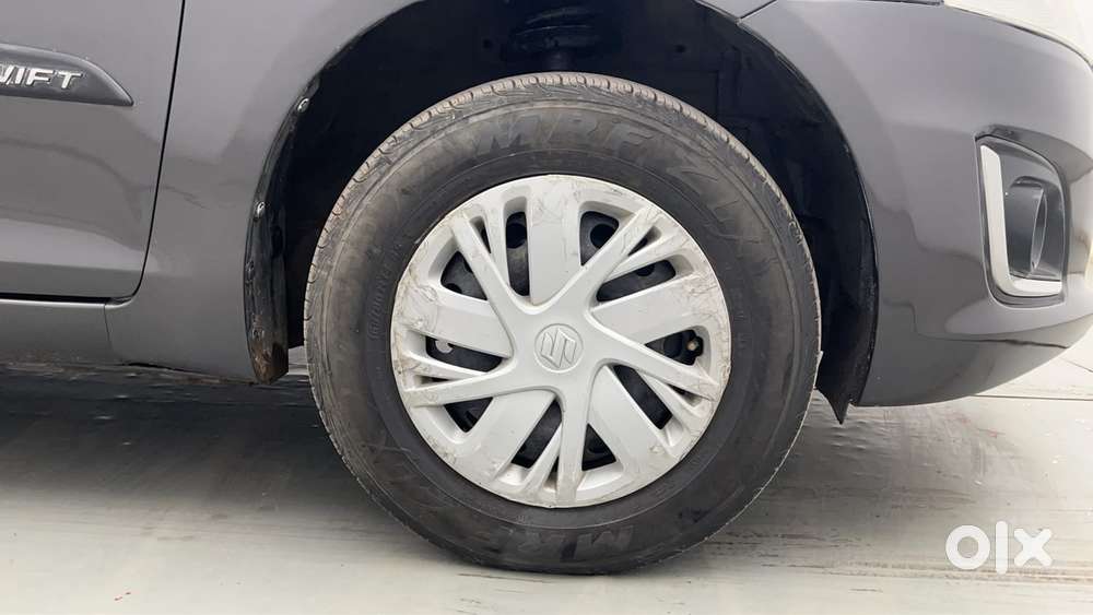 Maruti Suzuki Swift Vvt Vxi, 2016, Petrol