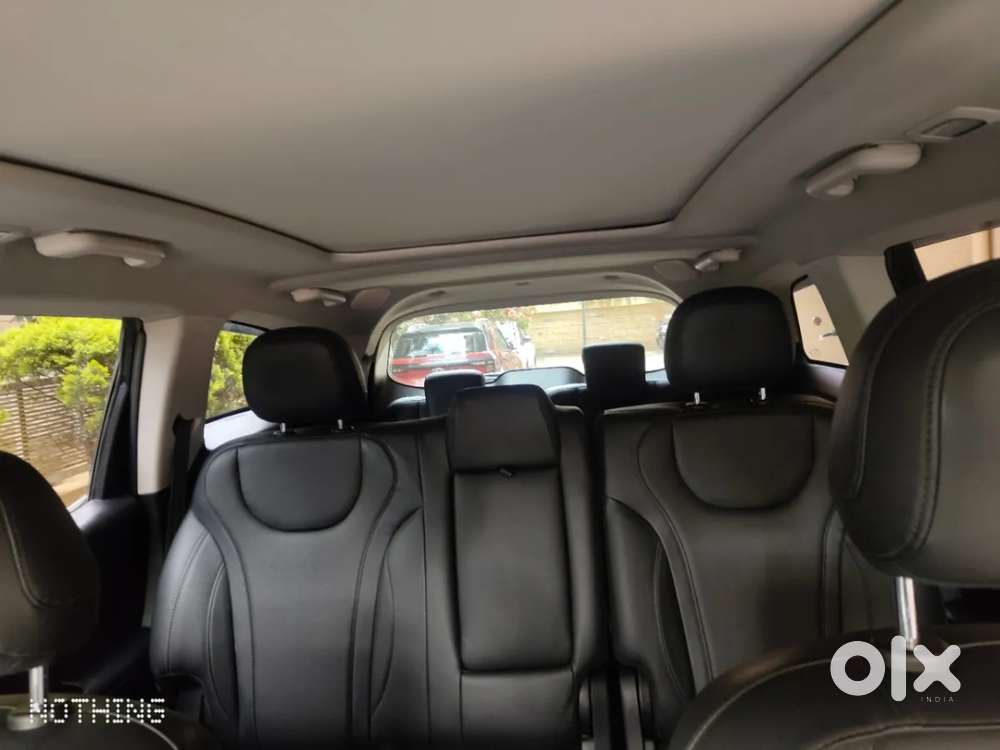 Mahindra Xuv700 2.2 Ax 7 Diesel At Luxury Pack Str, 2025, Diesel