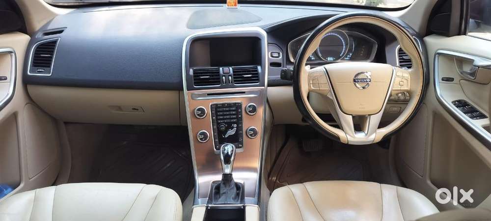 Volvo Xc60 D5 Awd Automatic, 2016, Diesel