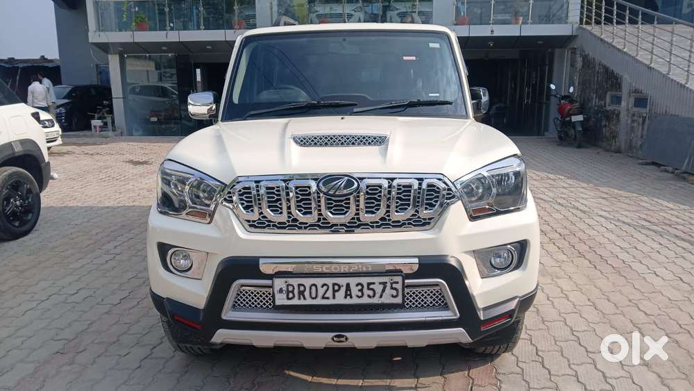 Mahindra Scorpio S6 Plus, 2017