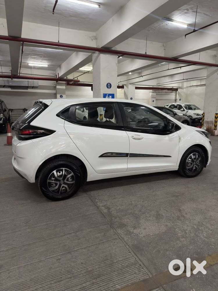 Tata Altroz Xe Petrol, 2021, Petrol