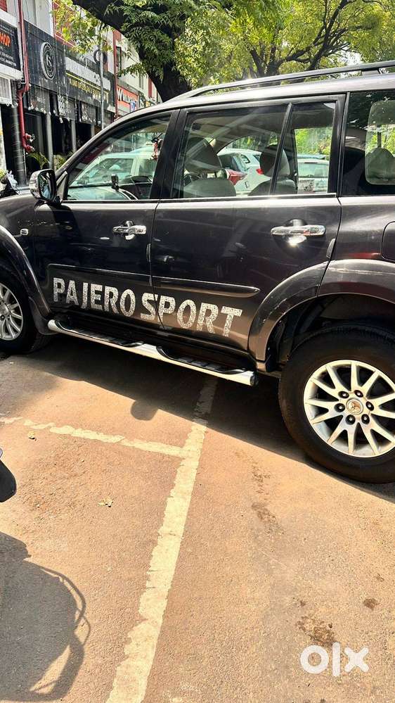 Mitsubishi Pajero Sport 2015 Diesel 178000 Km Driven