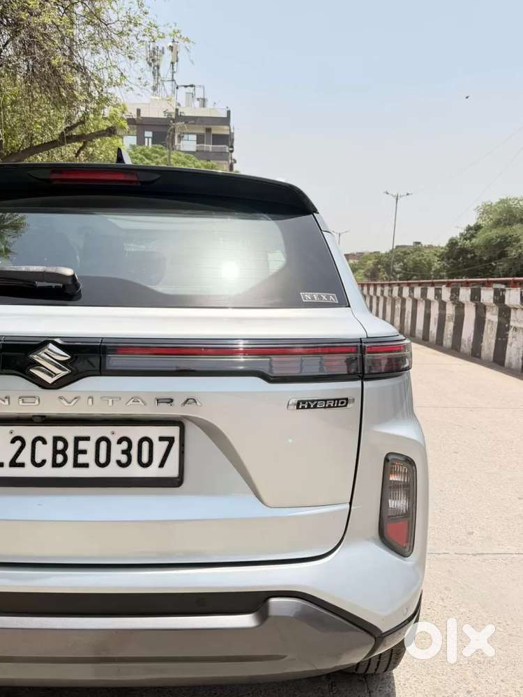 Maruti Suzuki Grand Vitara 1.5 Alpha Plus Dual Tone Intelligent Hybr..