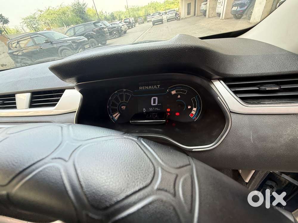 2022 Renault Triber Petrol Manual