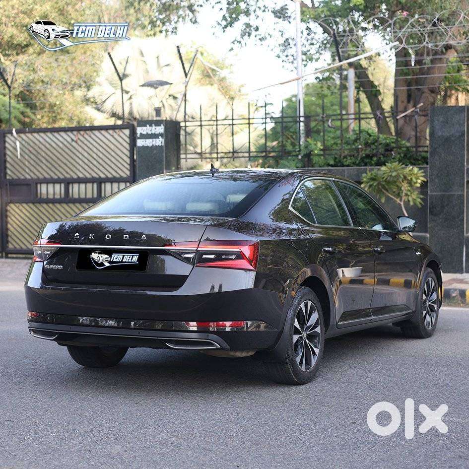 Skoda Superb 2.0 L&k Tsi At, 2021, Petrol