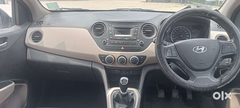 Hyundai Grand I10 Sportz, 2016, Petrol