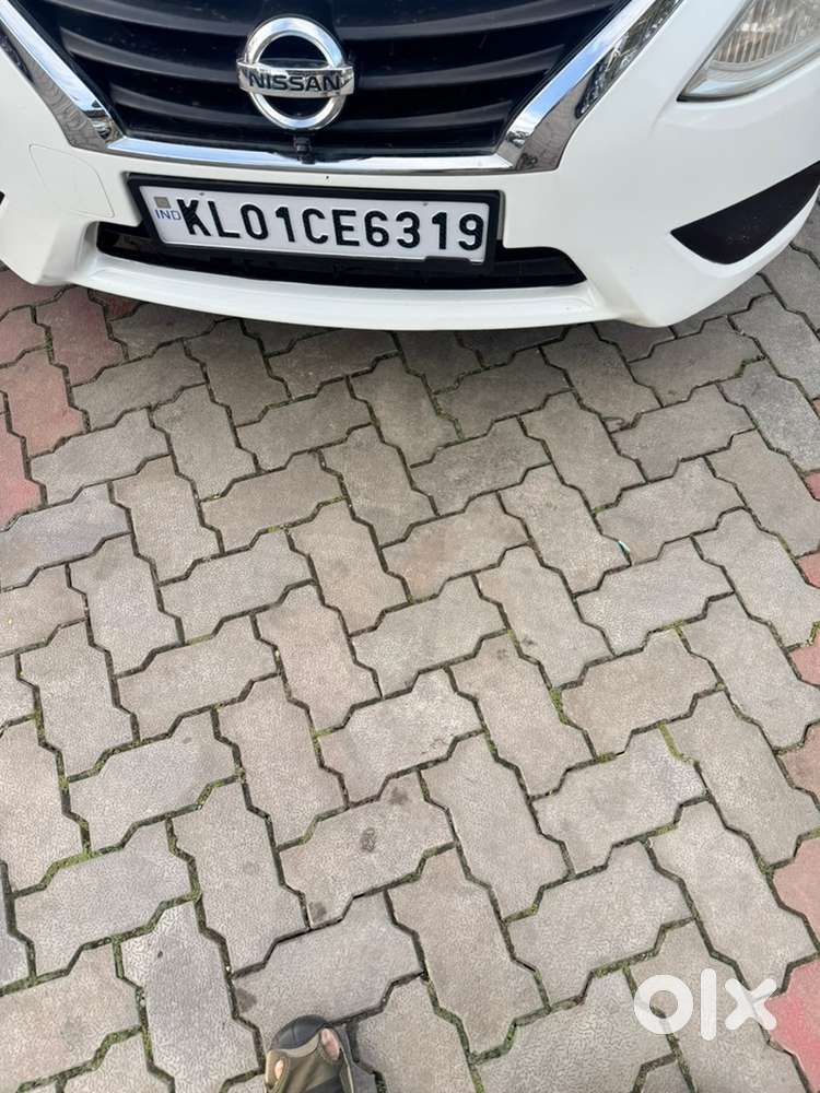 Nissan Sunny Petrol 2015