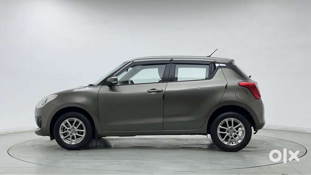 Maruti Suzuki Swift 1.3 Zxi, 2023, Petrol