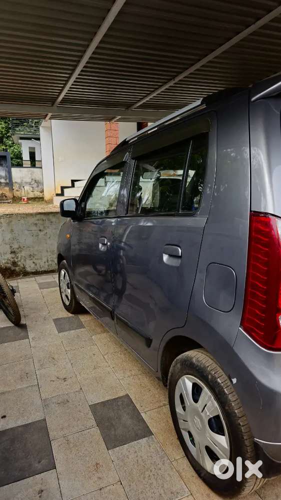 Maruti Suzuki Wagon R 2015 Petrol Well Maintained