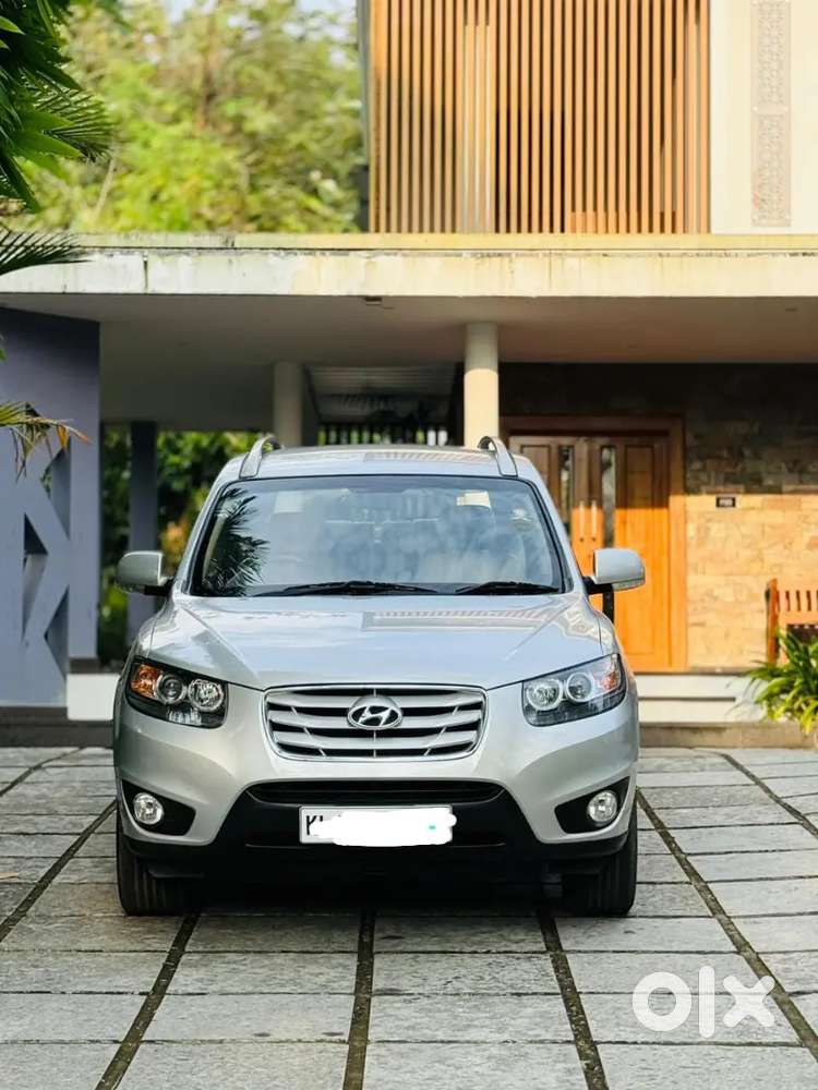 Hyundai Santa Fe 2013 Diesel 94000 Km Driven