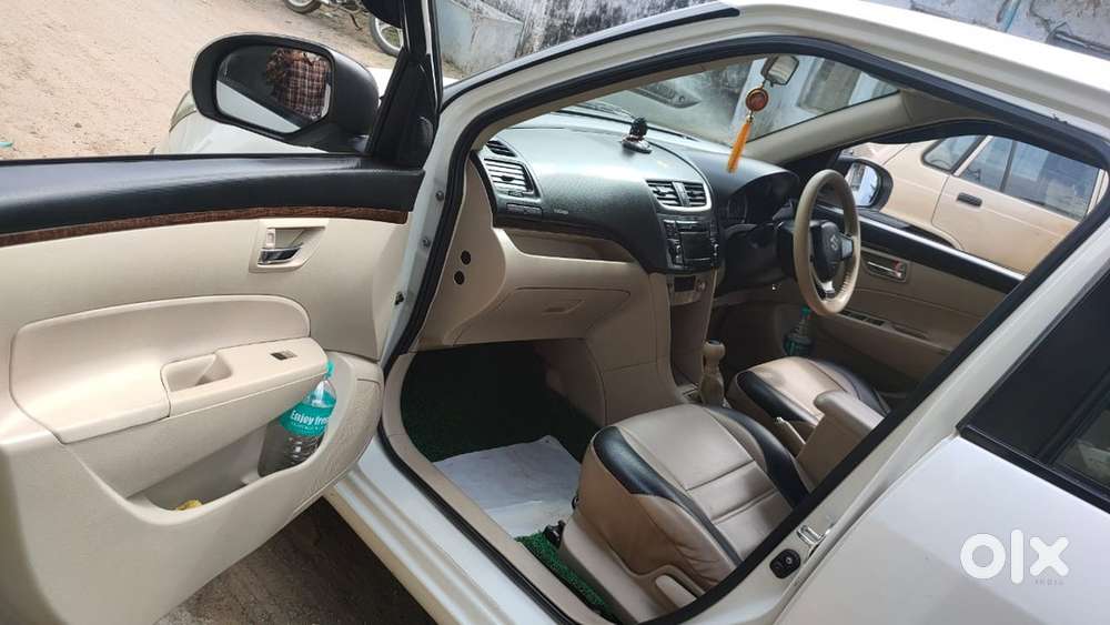 Maruti Suzuki Swift Dzire 2015 Petrol Well Maintained