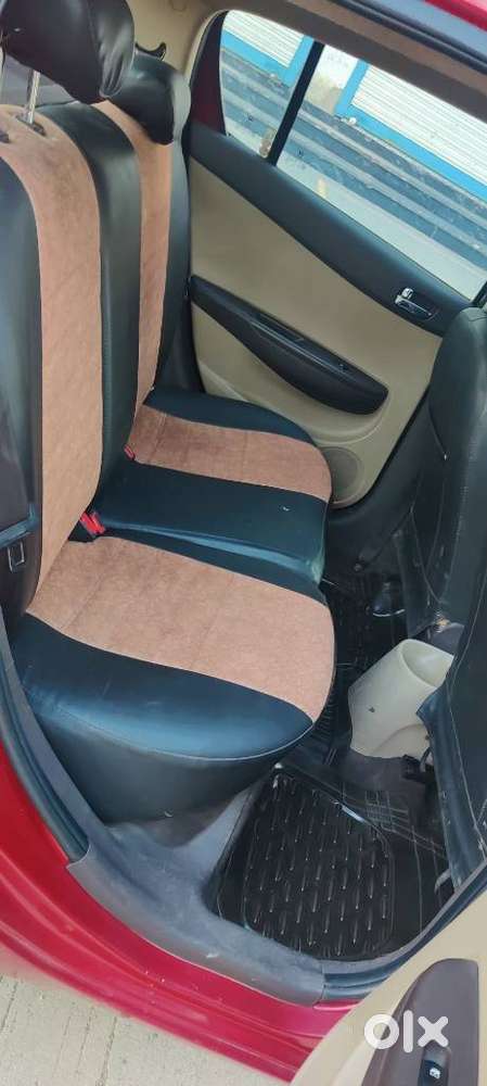 Hyundai I20 2010-2012 1.2 Sportz, 2011, Petrol