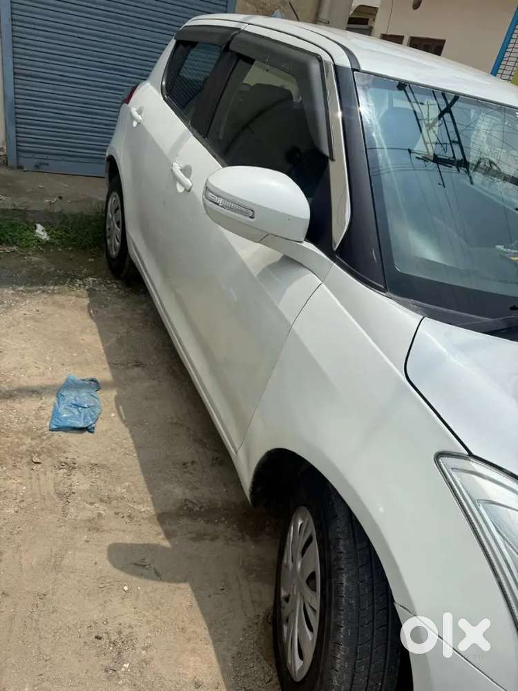 Maruti Suzuki Swift 2015 Petrol Vxi