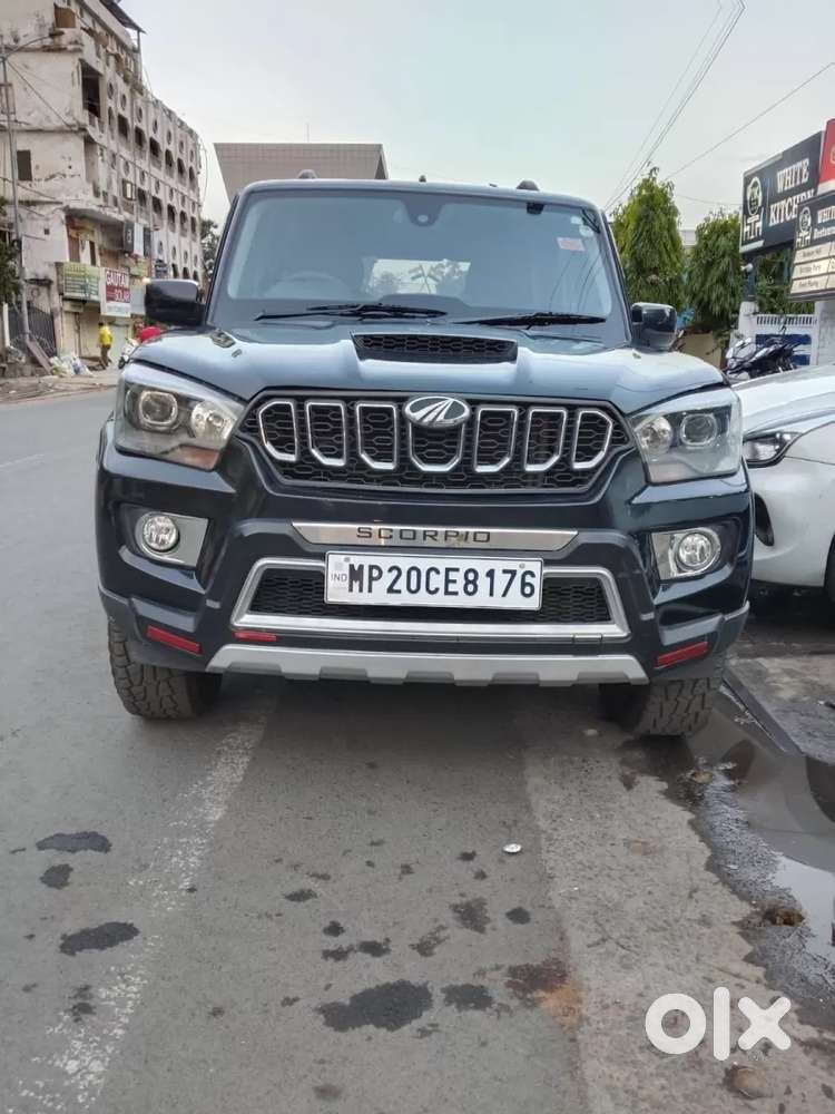 Mahindra Scorpio S10, 2015, Diesel