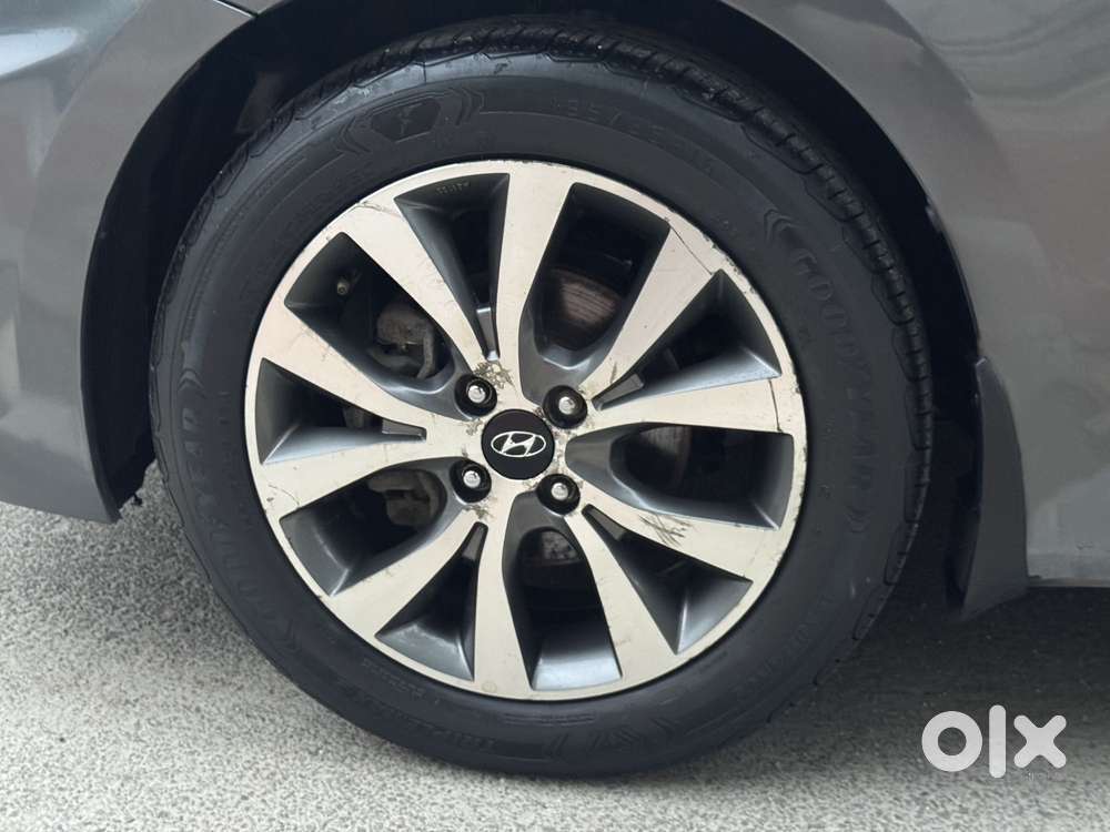 Hyundai Fluidic Verna 1.6 Vtvt Sx, 2014, Petrol