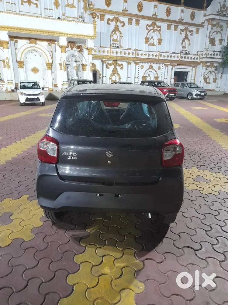 Car Starting On Road Price 4 Lakh New