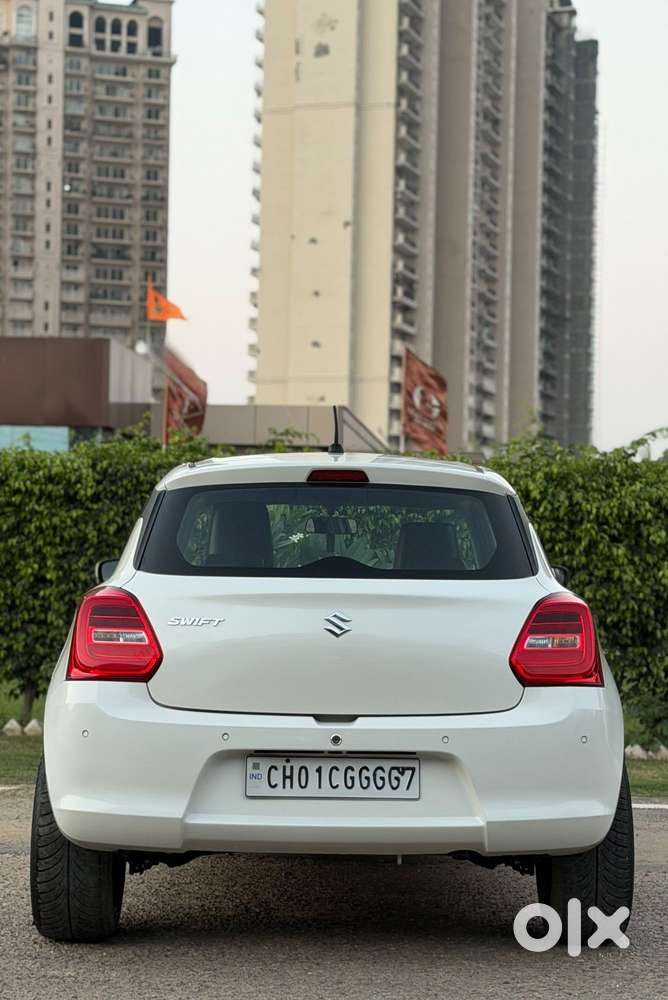 Maruti Suzuki Swift Vxi Optional, 2021, Petrol