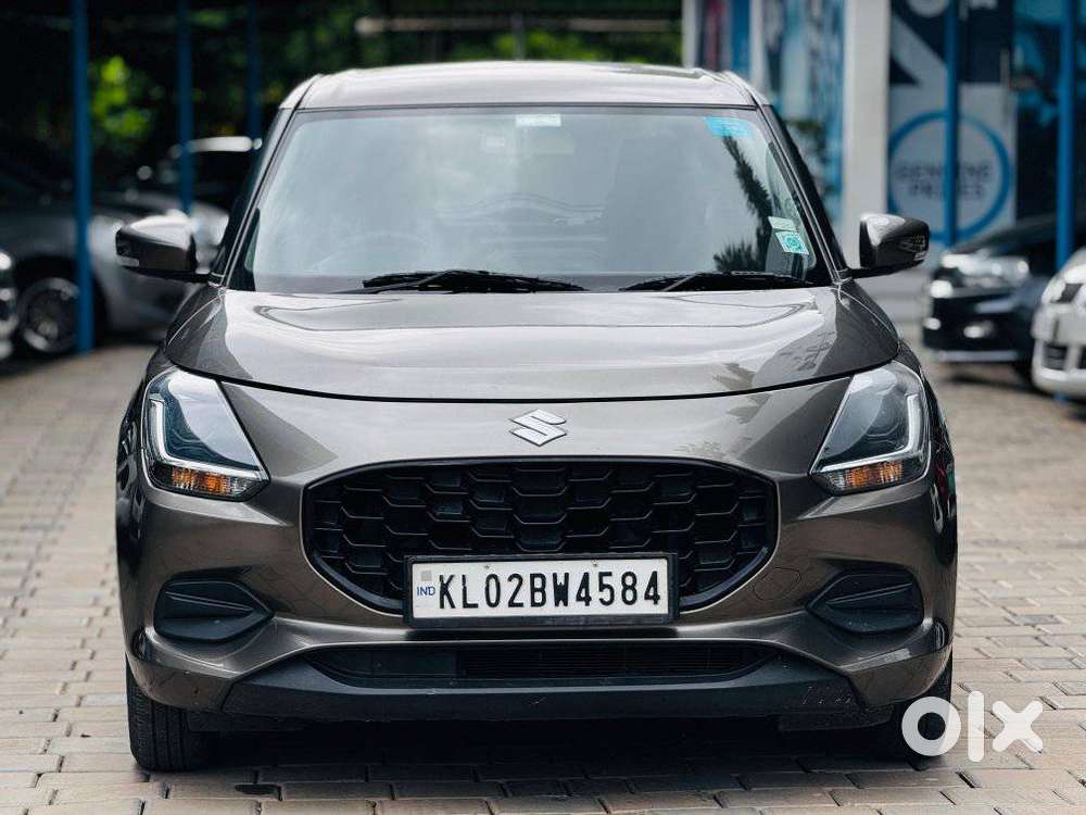 Maruti Suzuki Swift Vxi + Manual, 2024, Petrol