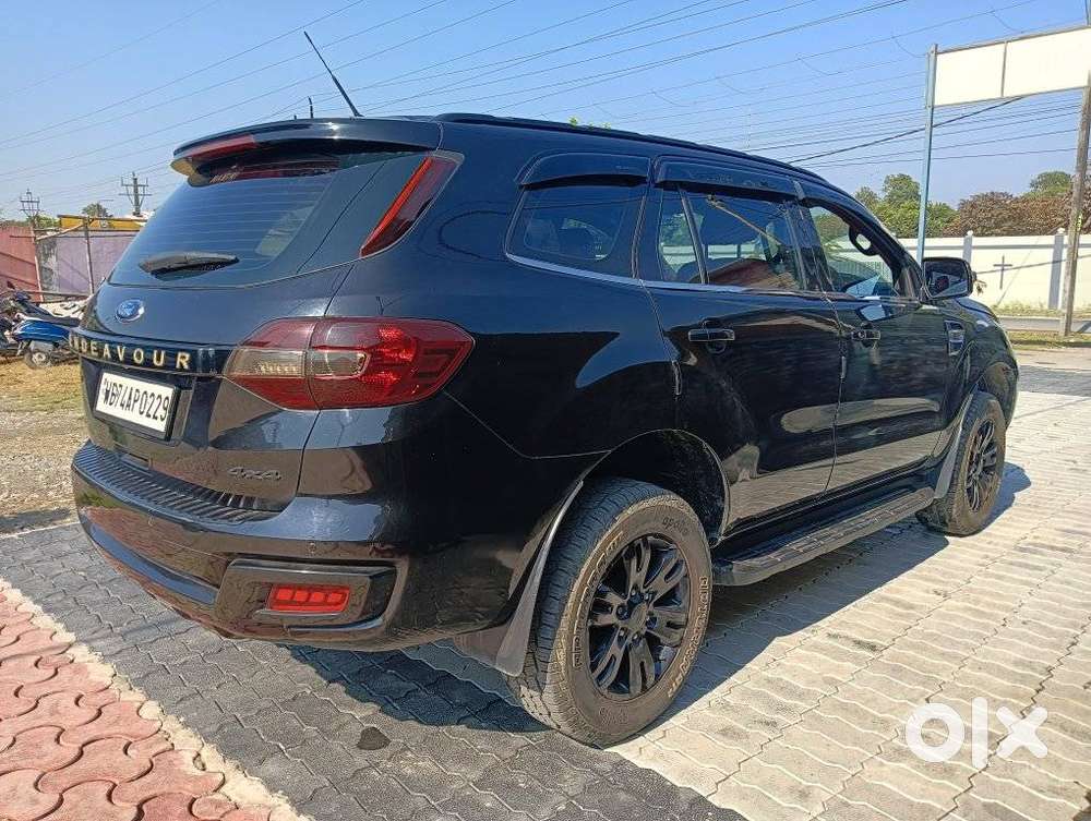 Ford Endeavour Titanium 4x2, 2017, Diesel