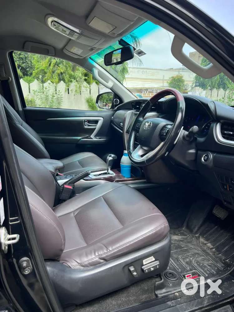 Toyota Fortuner 2018 Diesel 125000 Km Driven