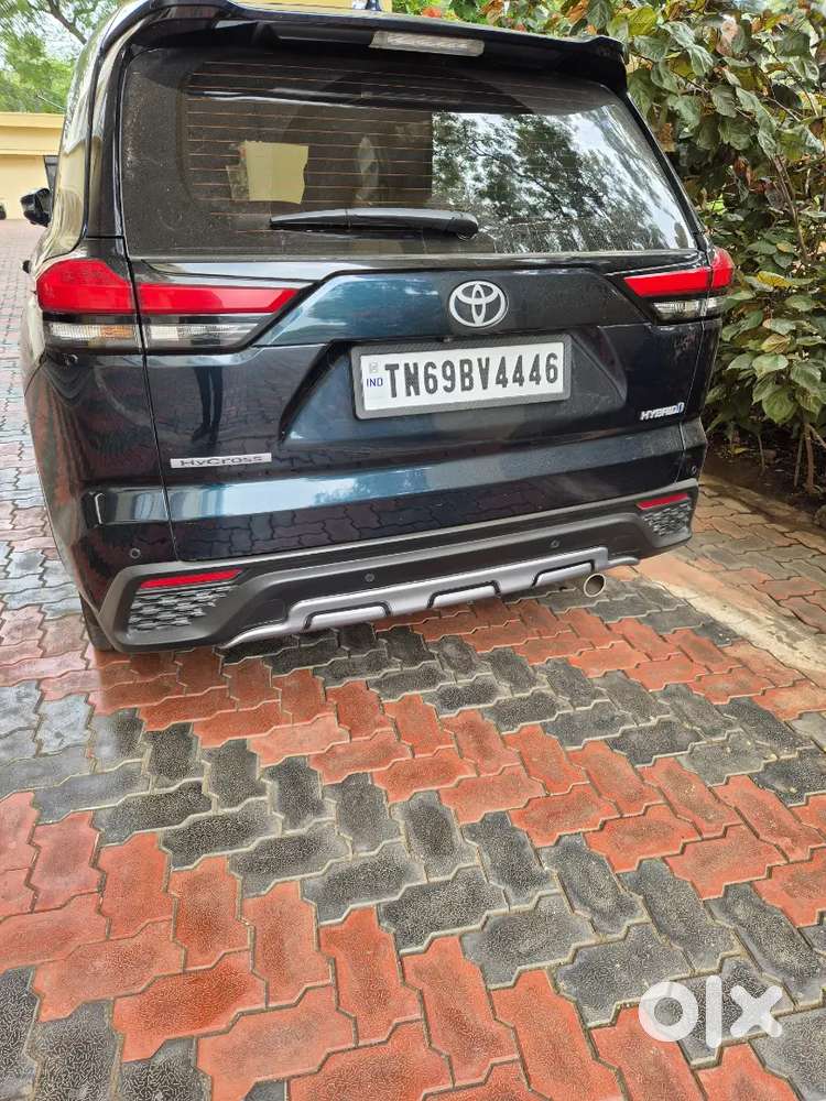 Toyota Innova Hycross 2023 Petrol 59000 Km Driven