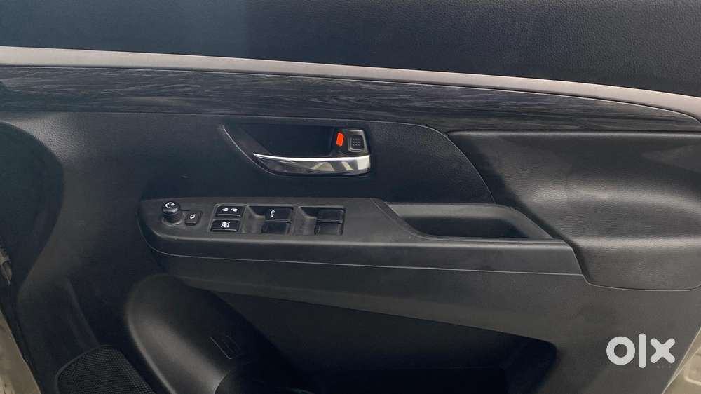 Maruti Suzuki Xl6 Alpha, 2020, Petrol