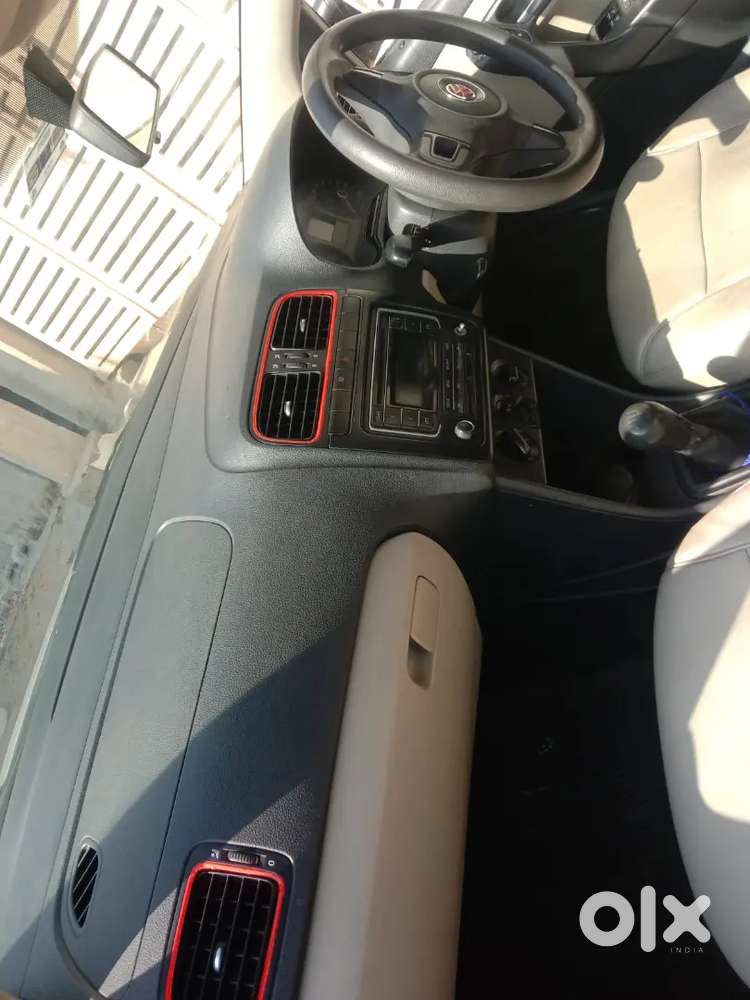 Volkswagen Polo 2014 Petrol 68100 Km Driven