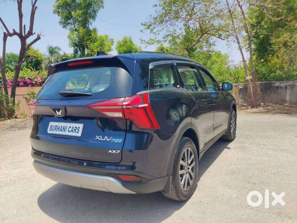 Mahindra Xuv700 2.0 Ax 7 Petrol Mt Str, 2021, Petrol