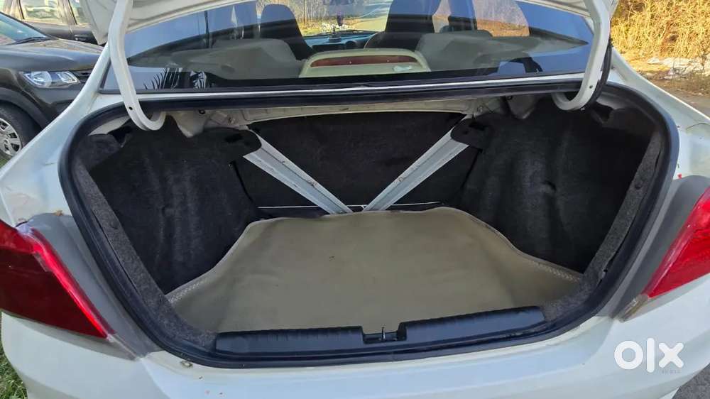 Honda Amaze 2014 Petrol 80000 Km Driven