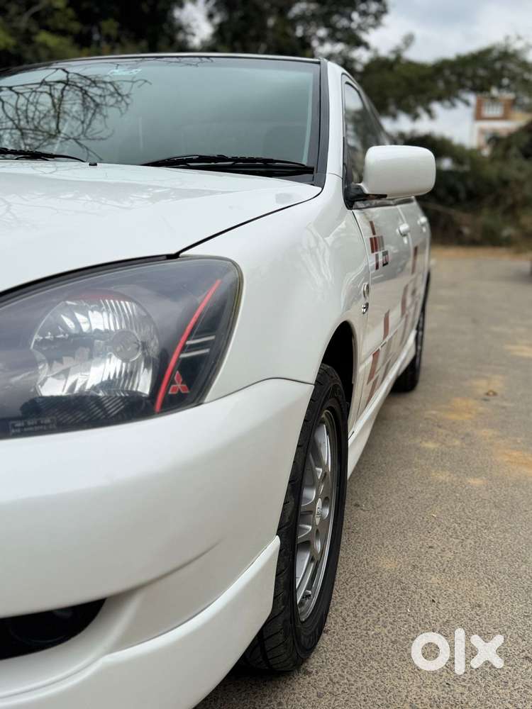 Mitsubishi Cedia Sports, 2010, Petrol