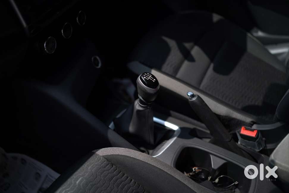 Nissan Magnite N-connecta Mt, 2024, Petrol