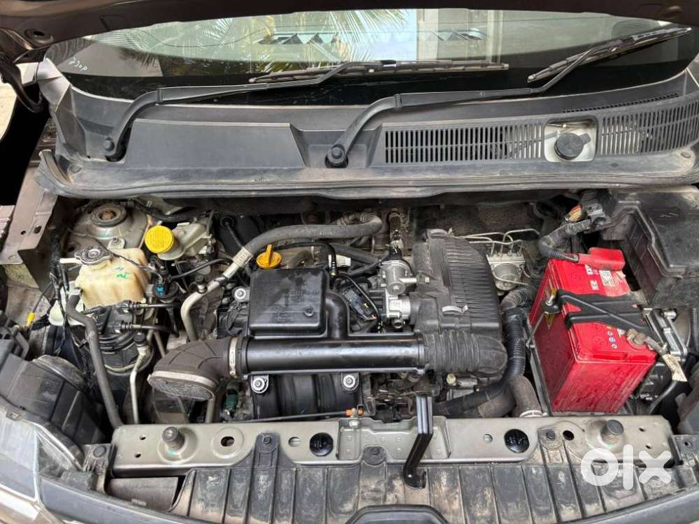 Renault Triber Rxz Easy-r Amt, 2022, Petrol
